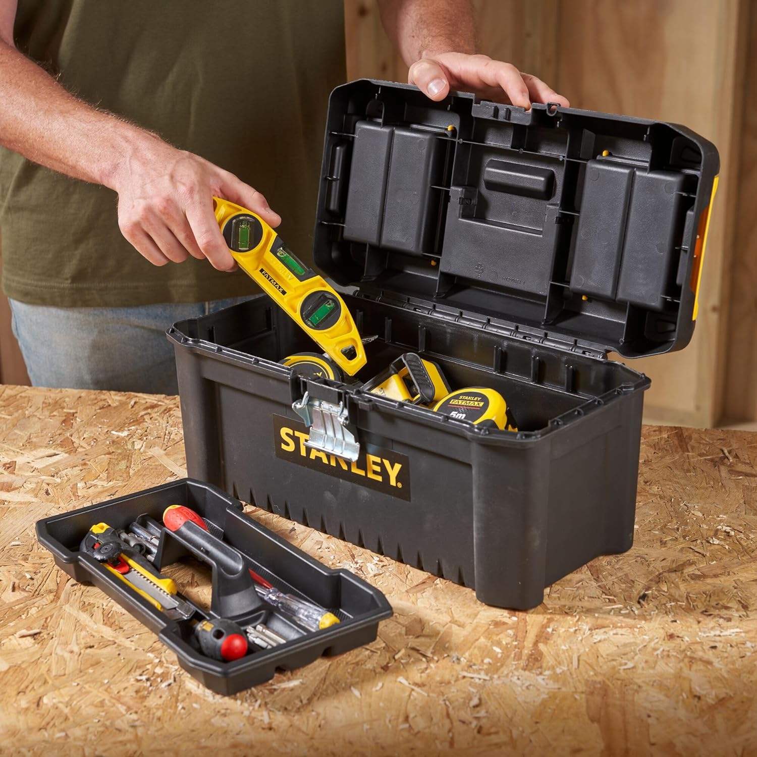 ⚒️ Bau & Montage – Stanley STST1-75518 Essential 16 Zoll Werkzeugkasten mit Metallverschlüssen, Schwarz/Gelb, Zoll – Bild 9