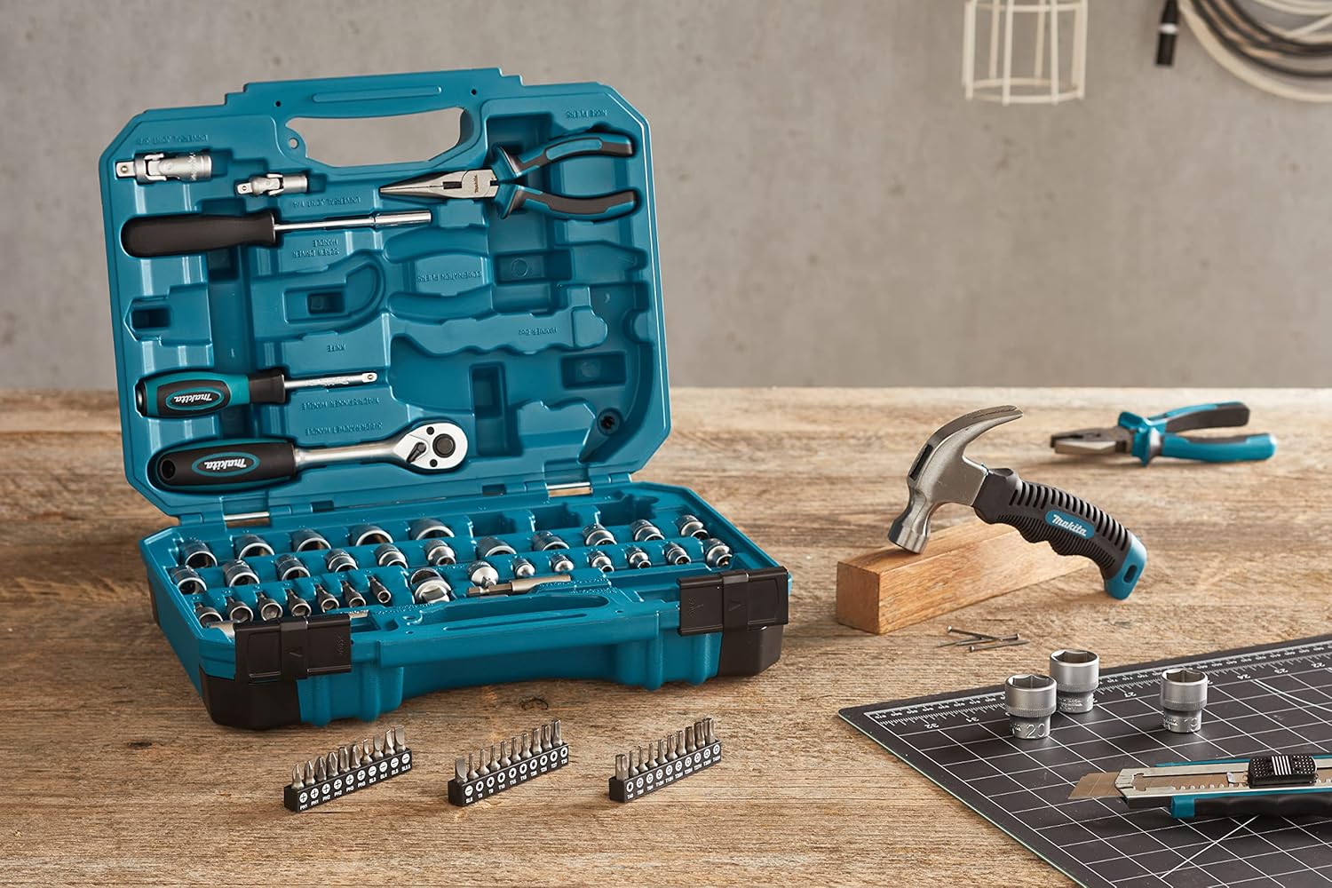 🔥 Angebote & Aktionen – Makita E-10899 76-Piece Hand Tool Set – Bild 2