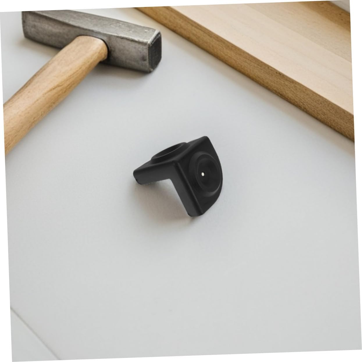 ⚒️ Bau & Montage – Toddmomy 8-teiliges Kunststoff-Eckenschutz für Möbel und Lautsprecherboxen, stoßfeste Kantenschoner, vielseitig einsetzbar für Holzboxen, Schmuckkästchen und Werkzeugkoffer, einfache Montage – Bild 6