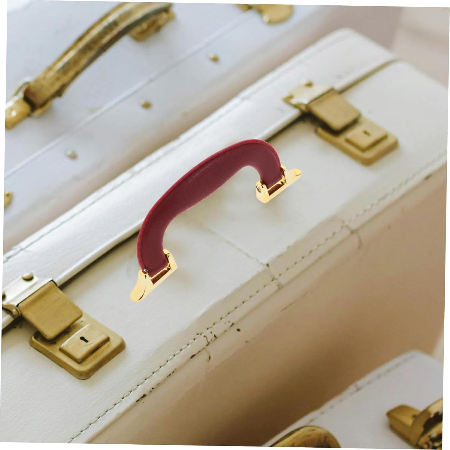 ⚒️ Bau & Montage – NUOBESTY 2 Stück rote Gepäckgriffe aus PU-Leder für Koffer, Ledergriffe für Schubladen, Ersatzteile, ergonomischer Griff – Bild 5