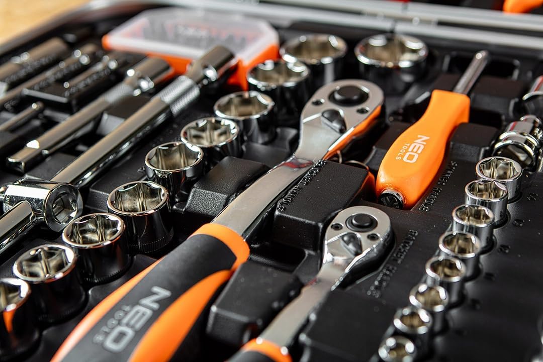 ⚡ Elektro & Technik – NEO TOOLS 108-teiliges VDE-isoliertes Schraubendreher-Set inklusive Spannungsprüfer-Steckplatz und PH- und PZ-Set – Elektriker-Werkzeugset – 1000 V zertifiziert, im Koffer – Bild 6