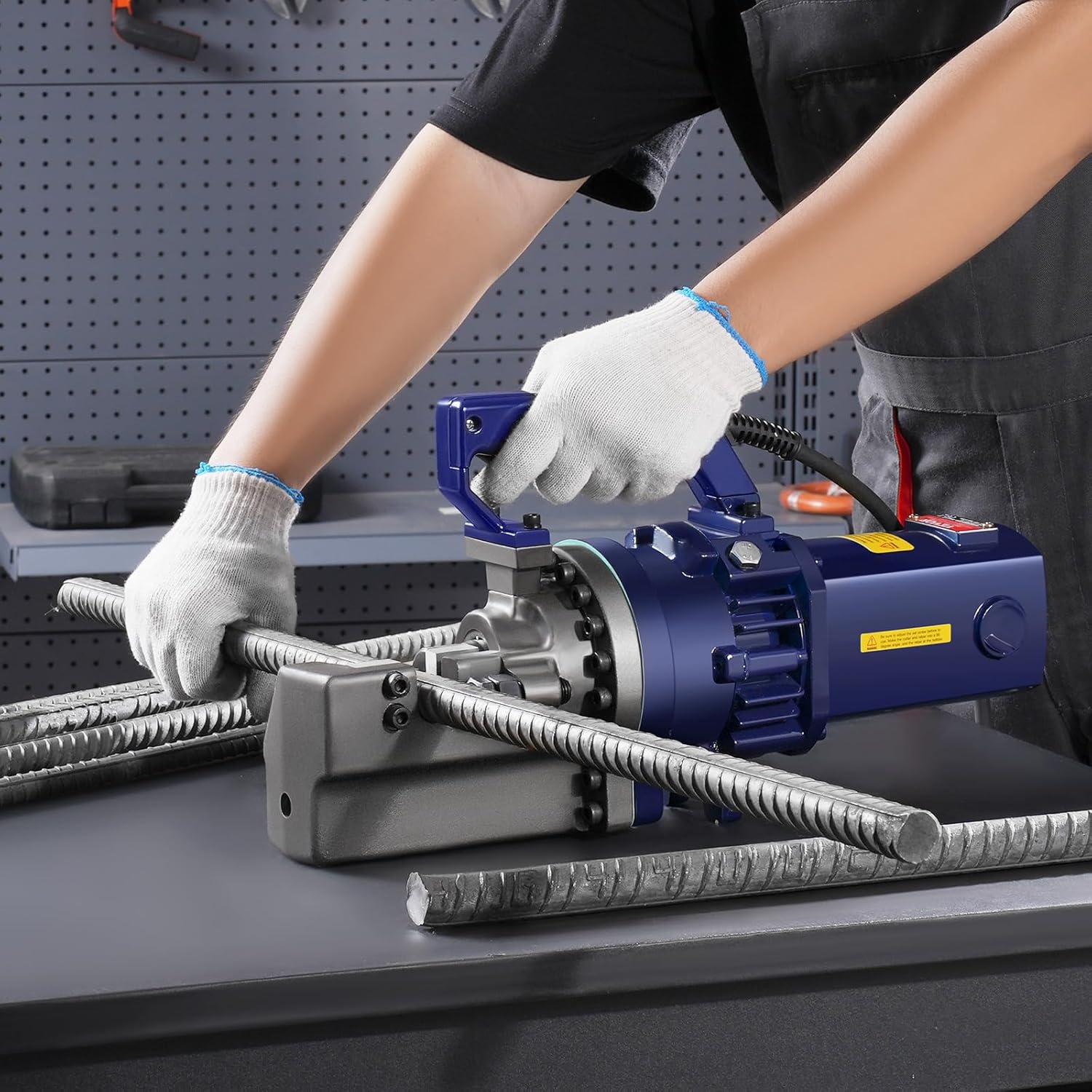 ⚡ Elektro & Technik – VEVOR elektrischer hydraulischer Bolzenschneider, 1700 W, Bewehrungsschneider, schneidet bis zu 5–25 mm Bewehrungsstahl in 4 Sekunden, Bewehrungsstahlschneider mit Werkzeugkoffer, Ölkanne, Schwarz, Blau – Bild 8