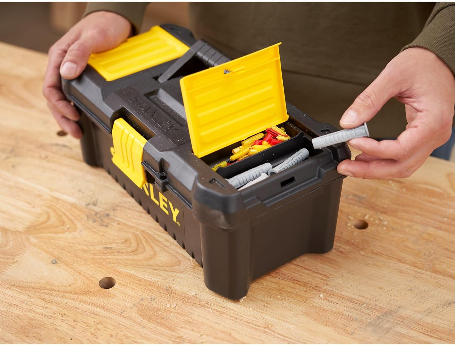 🔥 Angebote & Aktionen – Stanley STST1-75514"Essential" 12.5" Toolbox with Plastic Latches, Black/Yellow – Bild 8