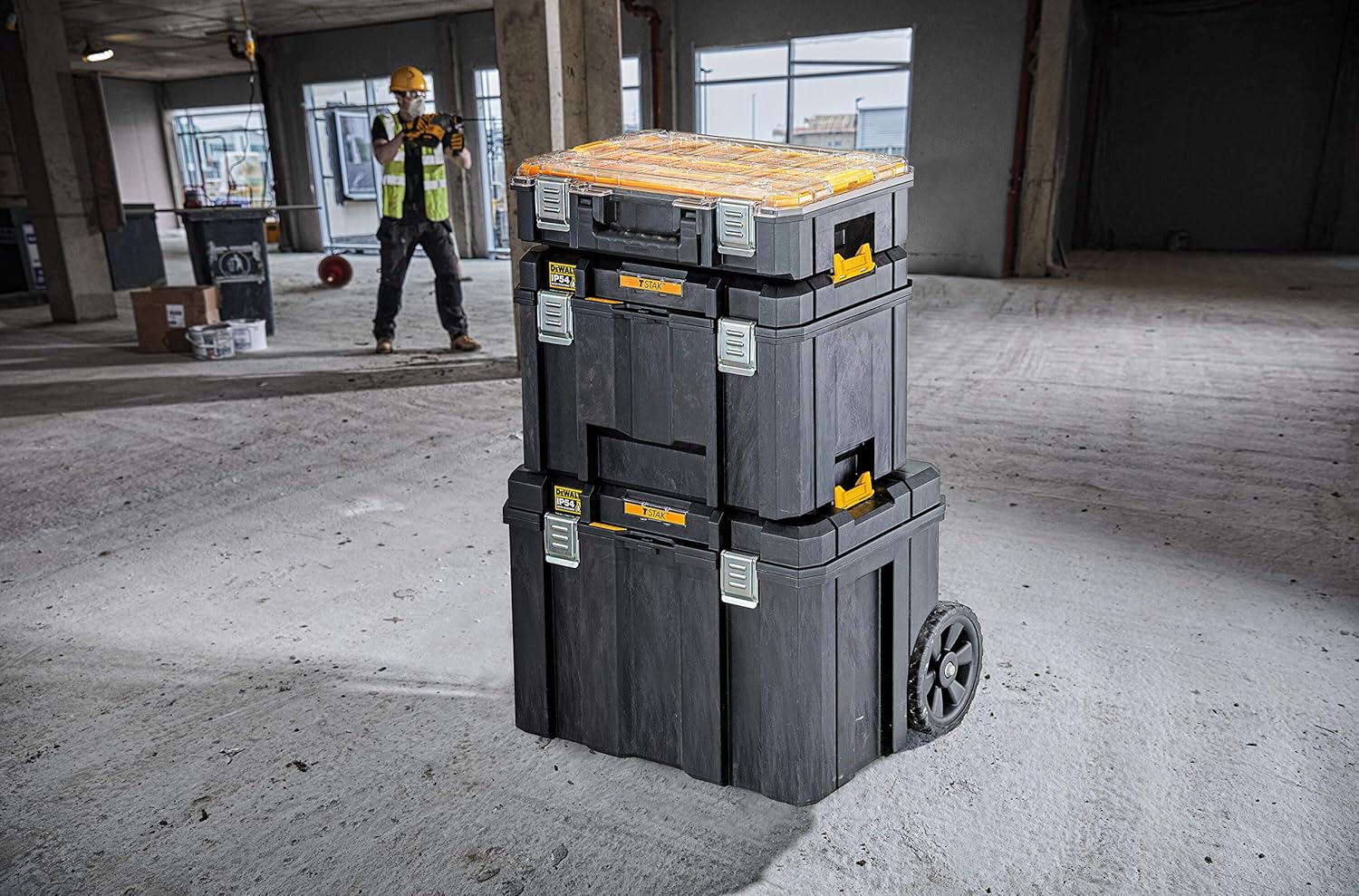 ⚒️ Bau & Montage – DEWALT TSTAK Deep Tool Box VI, DWST83346-1 (44 L Volumen, großvolumige Box, kombinierbar mit anderen TSTAK-Boxen, sichere Aufbewahrung von Elektrowerkzeugen und Handwerkzeugen, IP54), Multi, Einheitsgröße – Bild 11