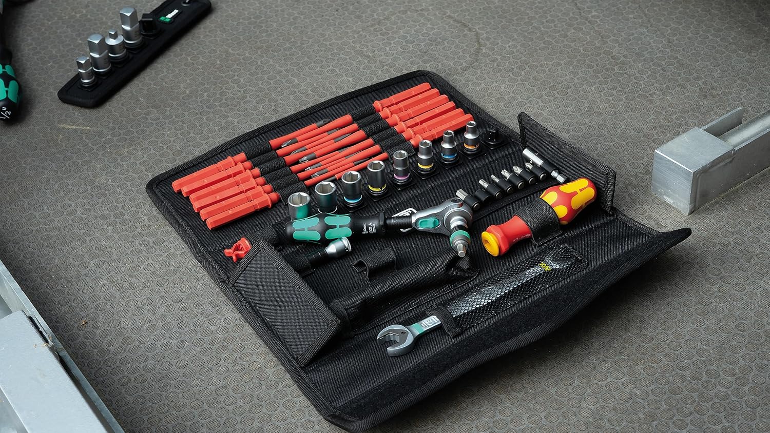 ⚡ Elektro & Technik – Wera 05135926001 KK W 1 Kraftform Compact W1 Wartungswerkzeug-Set, 35-teilig, Schwarz, Schwarz, 05135926001 – Bild 3
