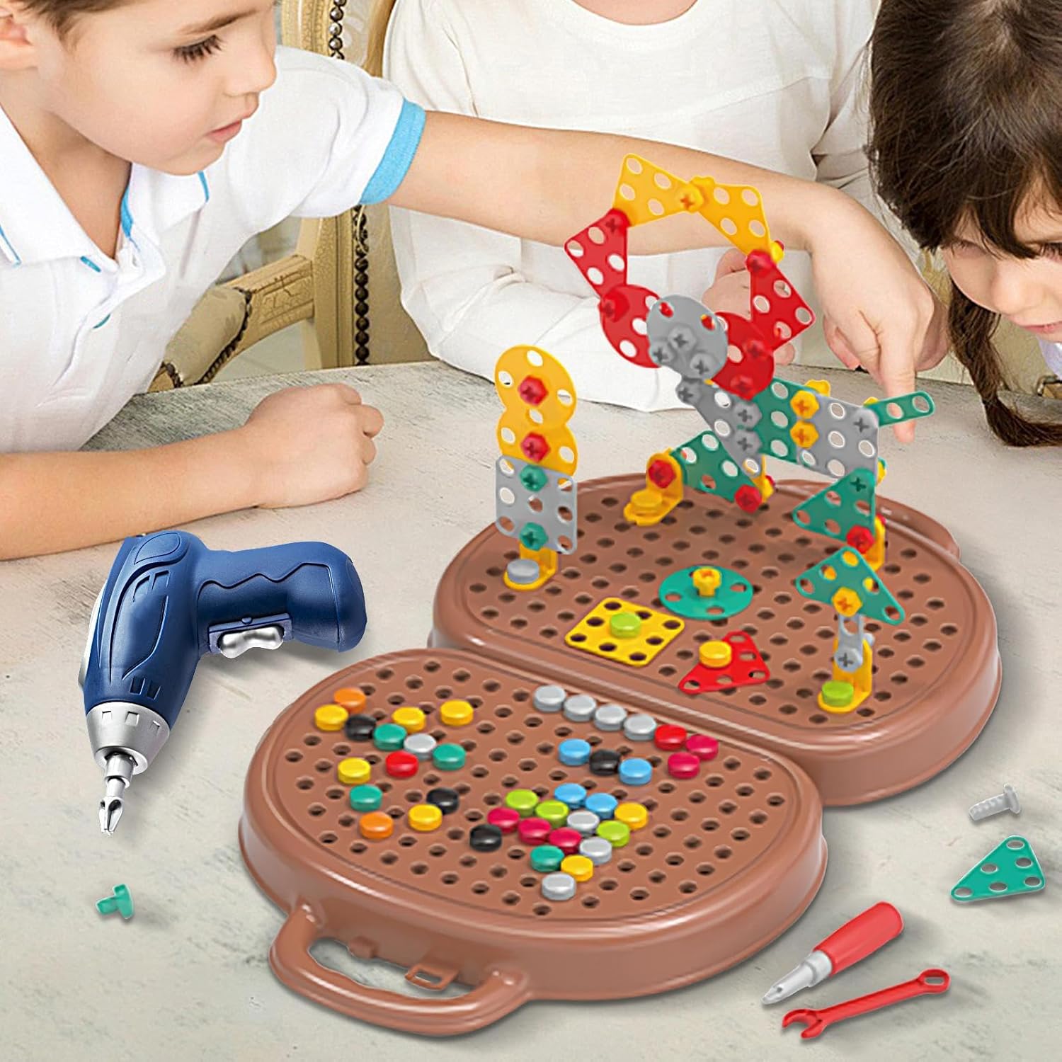 ⚡ Elektro & Technik – Kinder-Werkzeugset, Schrauben-Werkzeugkasten für Kinder mit elektrischer Bohrmaschine, pädagogisches Spielset zum Aufbau der Feinmotorik für Kinder im Vorschulalter und Kleinkinder ab 3 Jahren – Bild 4
